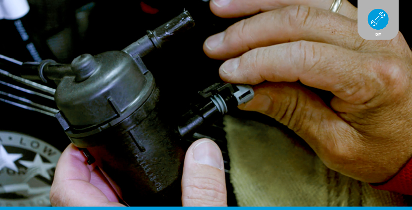 How to Change a Mercury V8 or V6 Outboard Water-Separating Fuel Filter